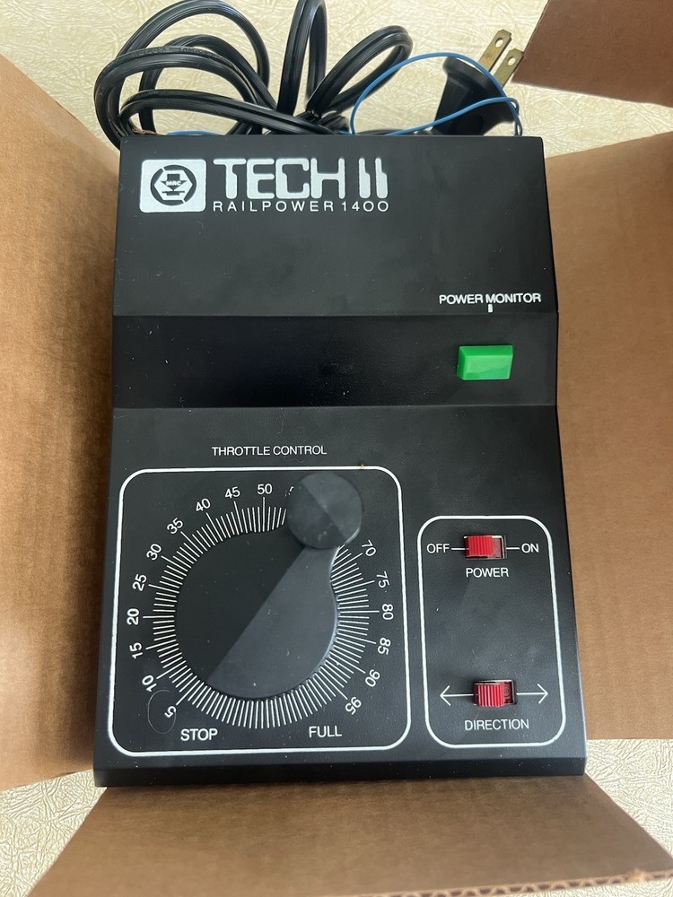 MRC Tech II Rail Power 1400 Model Train Control In Box Untested