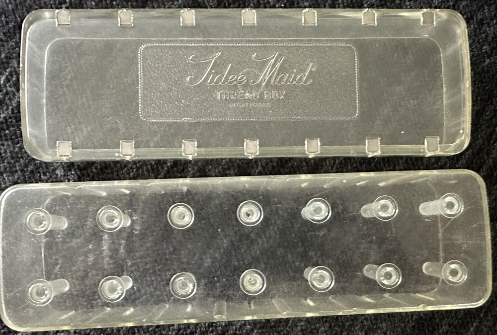 Vintage Tidee Maid Thread Box Neatly Holds & Cuts Thread