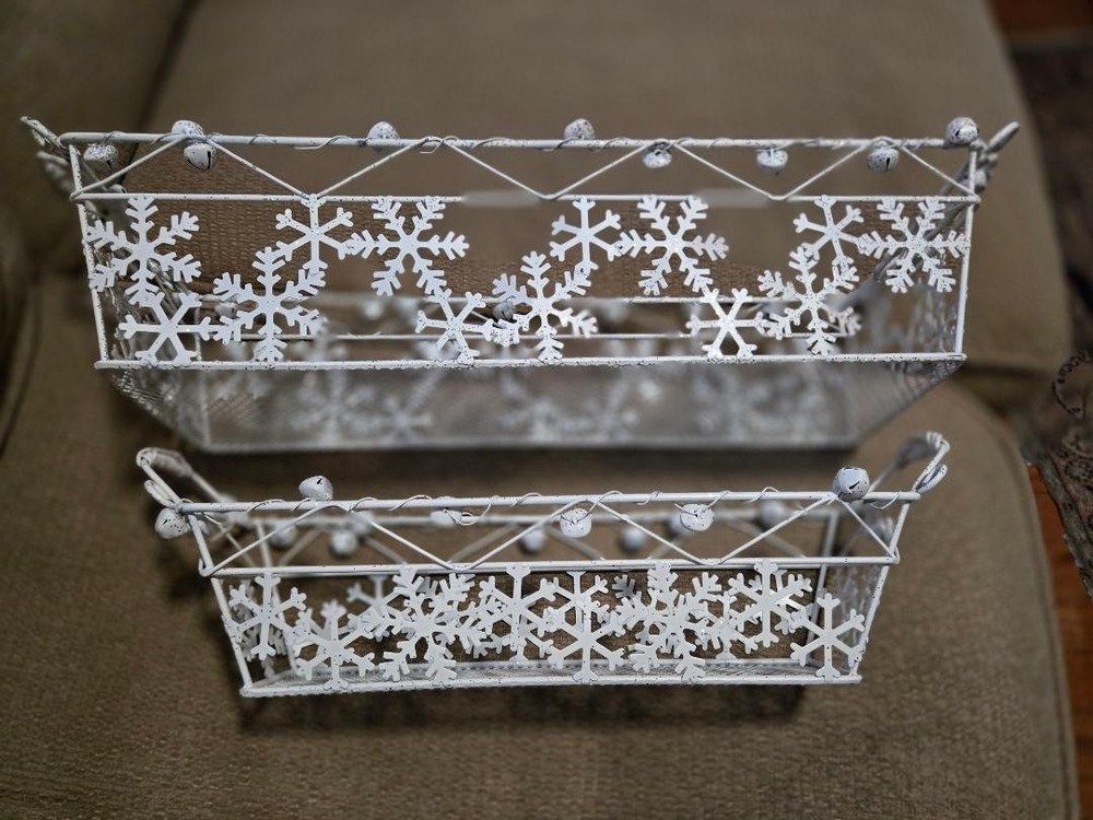 2 silver snowflake wire retangular baskets 16" x 5.5" & 12" x 3.5"