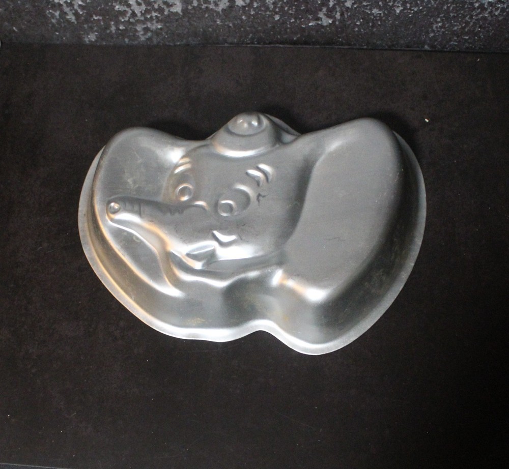 Wilton Disney Mickey Mouse Dumbo Cake Pans