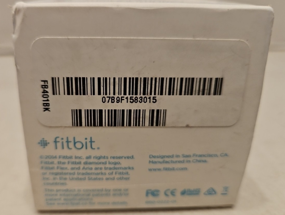 Fitbit Flex Wireless Wristband FB401BK - New Y