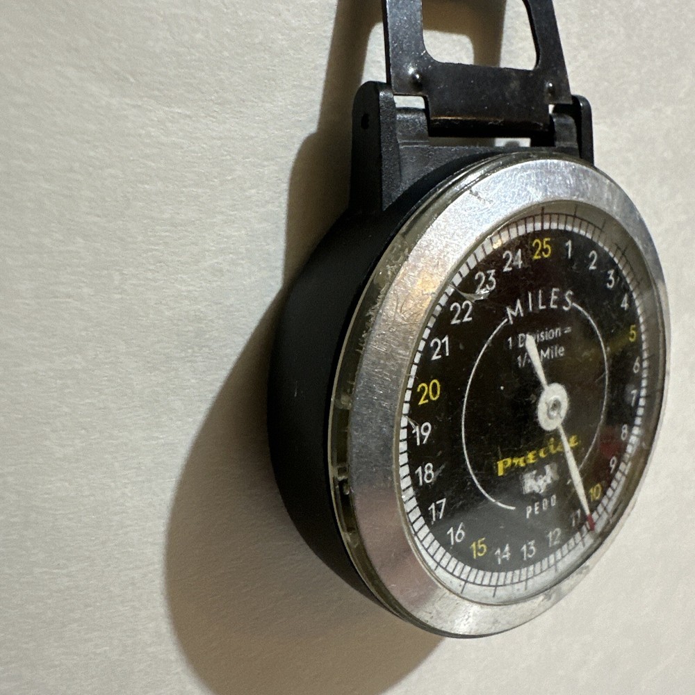 K&R PRECISE Pedo Vintage Pedometer Motion Activated Step Tracker