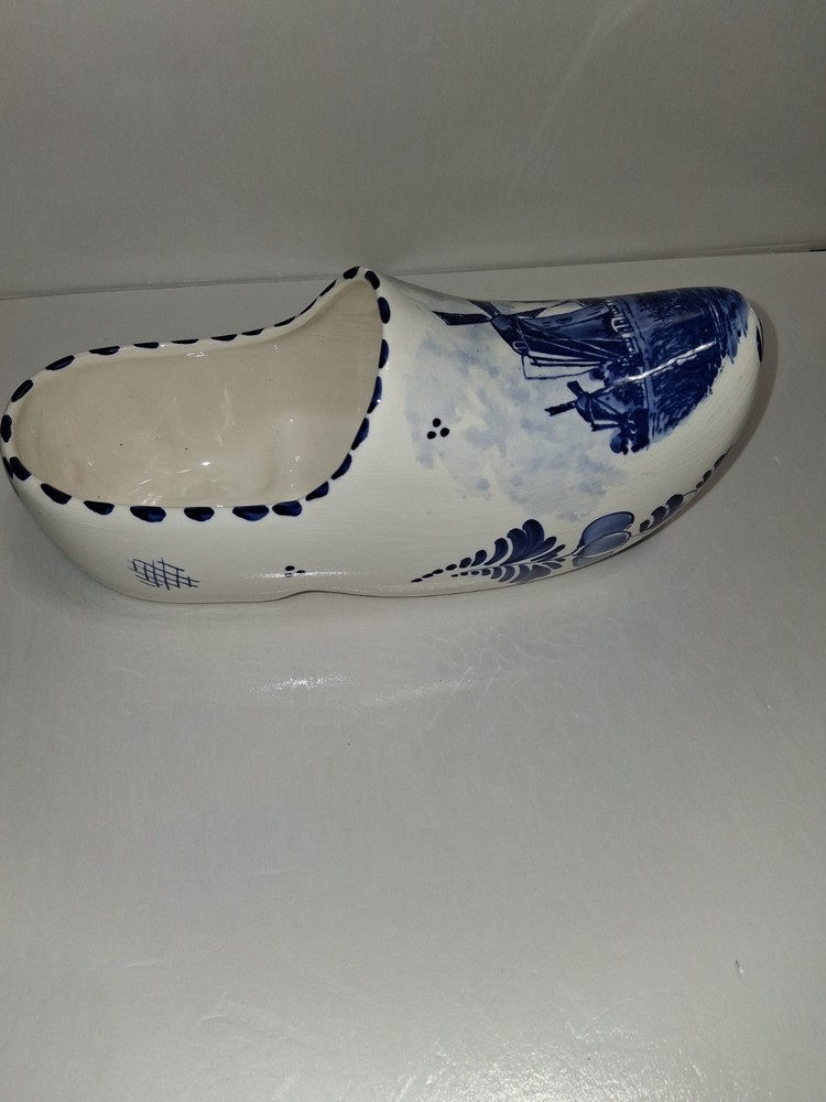 Hand Painted Holland Ceramic Shoe
