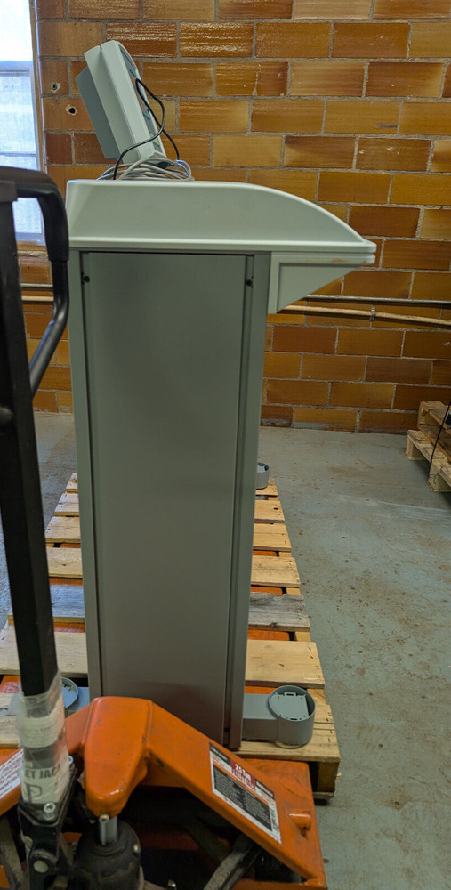 Océ TDS600 Wide Format Plotter Black & White Copier / Scanner / Printer