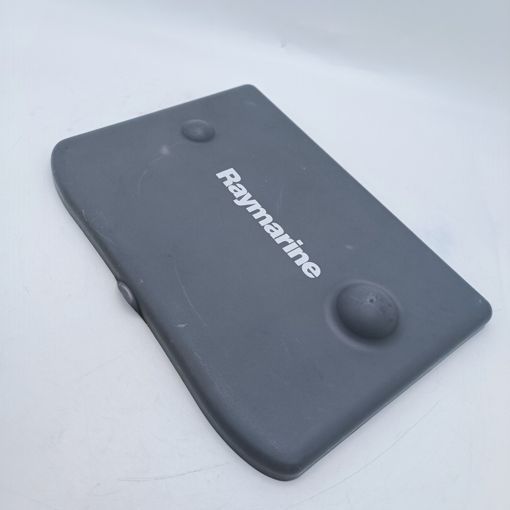 Raymarine C70 MFD GPS Multifunction Chartplotter Fishfinder GPS Display Sonar
