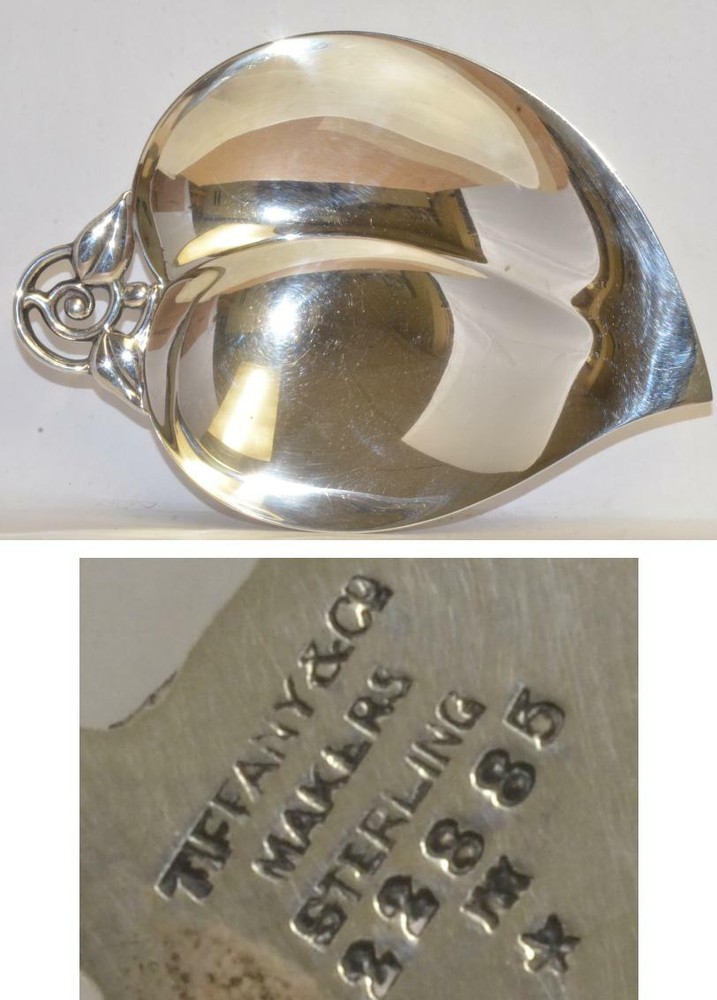 Tiffany & Co. Makers Heart Shape Leaf Nut/Candy Dish #22885 Sterling Silver