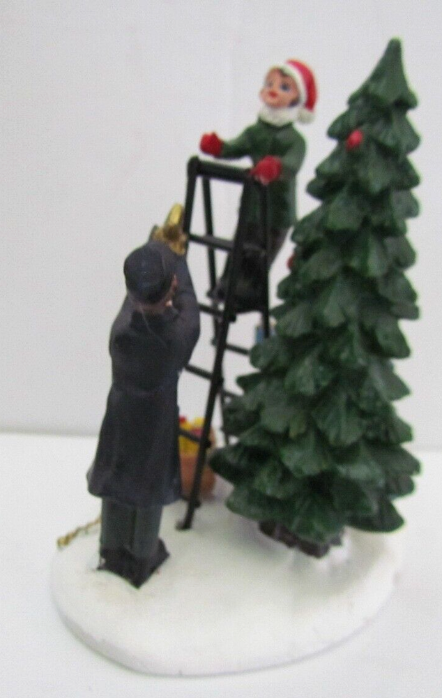 LEMAX Victorian Decorating The Christmas Tree w/Plastic Holder