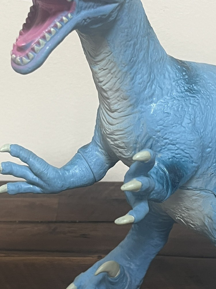 VELOCIRAPTOR 22” Blue Dinosaur Preowned