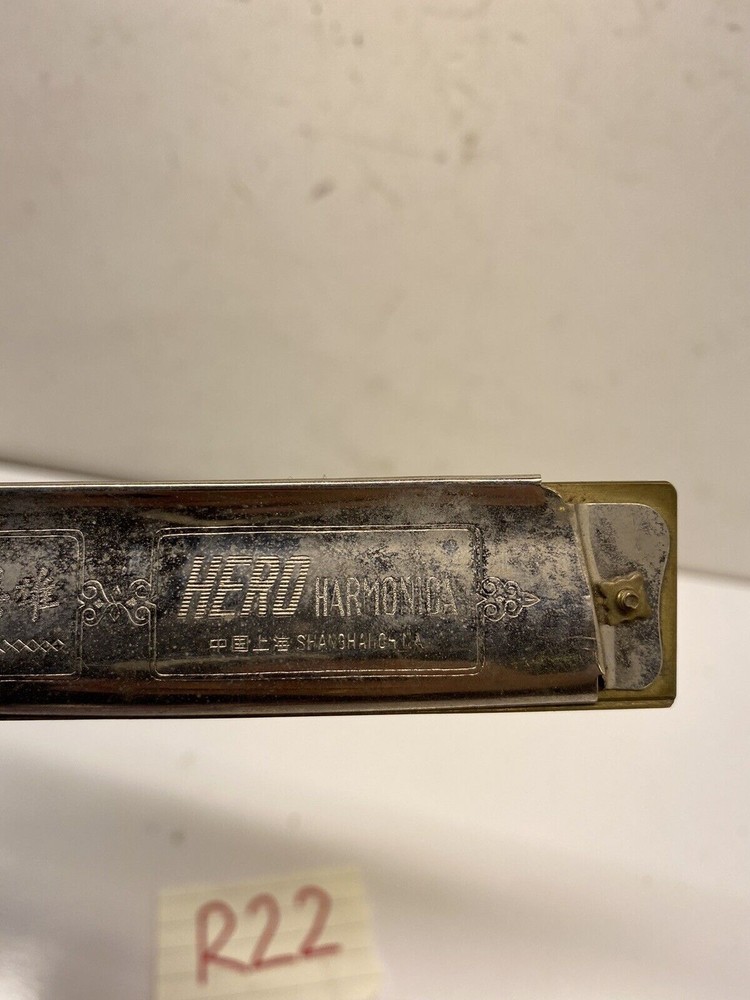 Vintage Shanghai Metal HERO Harmonica R22