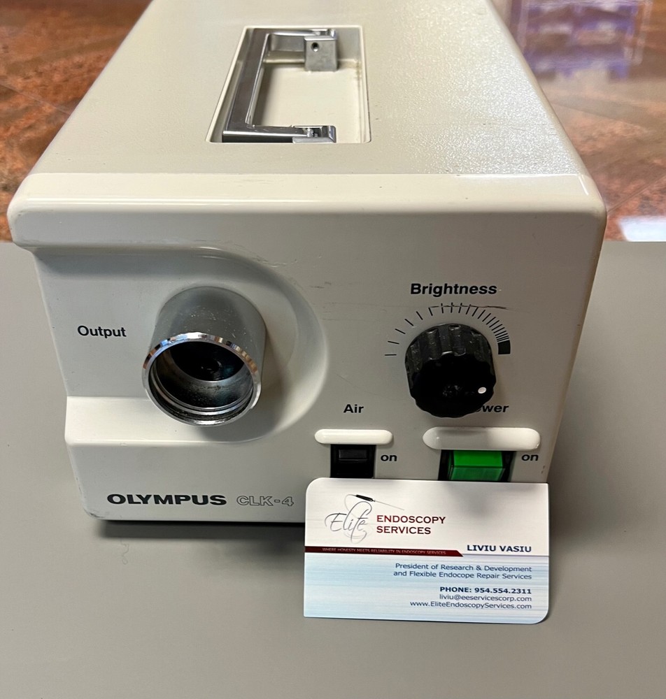 Olympus CLK-4 Halogen Light Source TESTED ( NO ACCESSORIES )