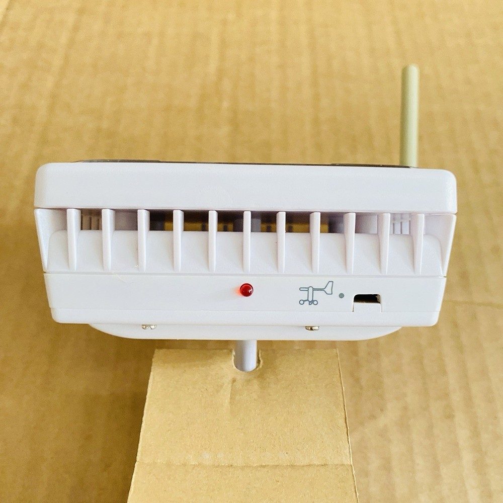 New Oregon Scientific Solar Transmitter STR938