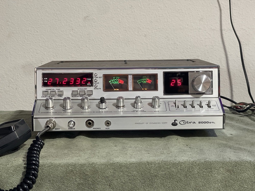 Cobra 2000 GTL CB Radio
