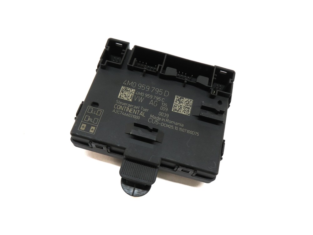2017 AUDI A4 (B9 8W) RIGHT REAR DOOR CONTROL MODULE