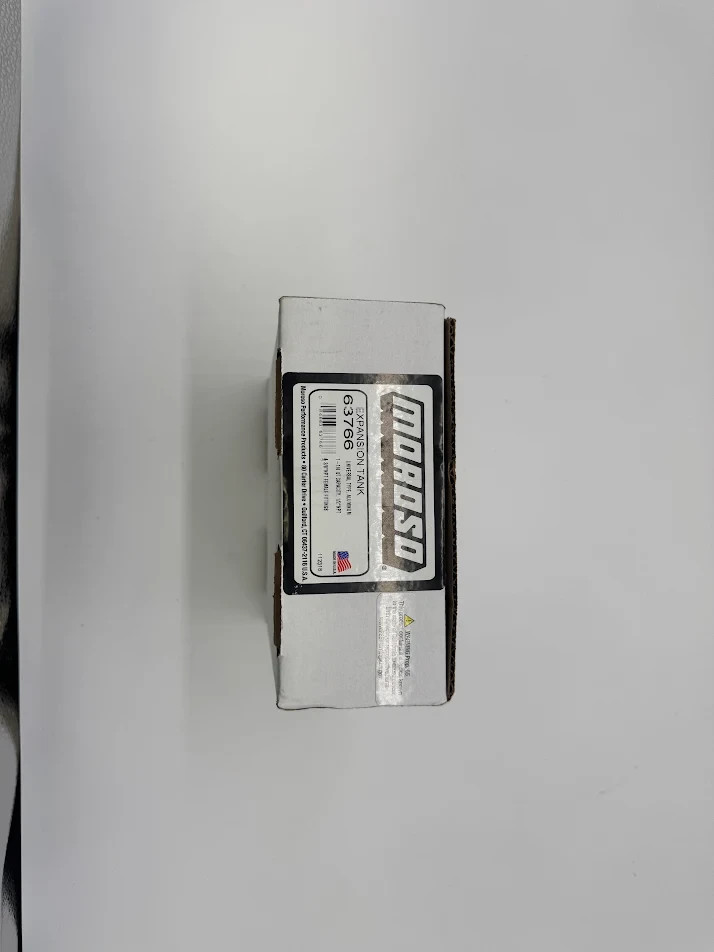 Moroso 63766 Universal Expansion Tank, Silver