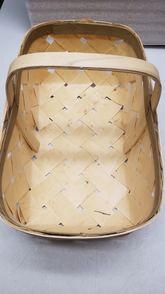 Weaved Wood Basket with Handle (C)