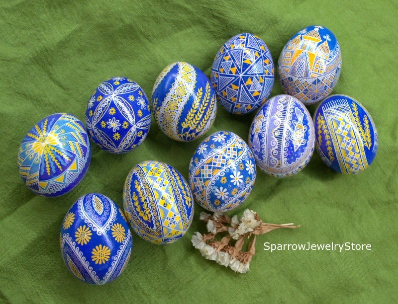 Handmade Easter eggs Easter ornaments Handpainted Easter decor Ukraine Pysanka