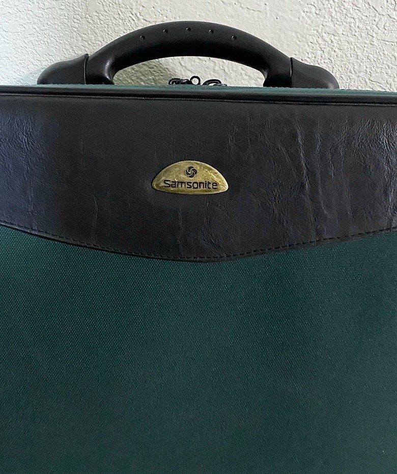 Rigid Samsonite Archery Case Storage
