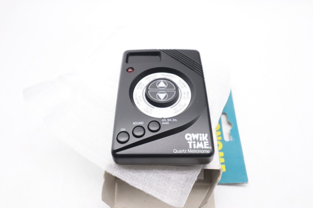 QUARTZ QWIK TIME METRONOME BOUNCING BALL DISPLAY