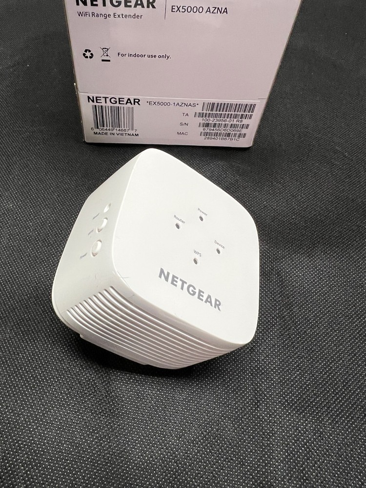 NETGEAR EX5000 Wall-plug Wi-Fi Range Extender 1.2Gbps - White (AC1200)