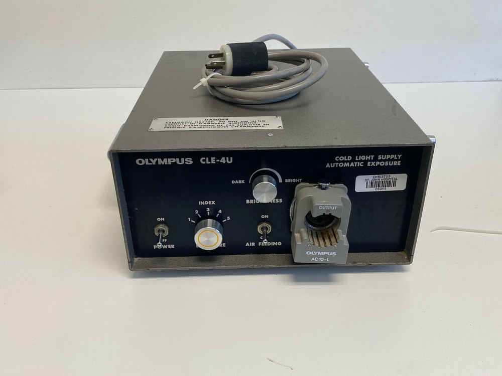 Olympus Optical CLE-4U Auto Exposure Cold Light Supply