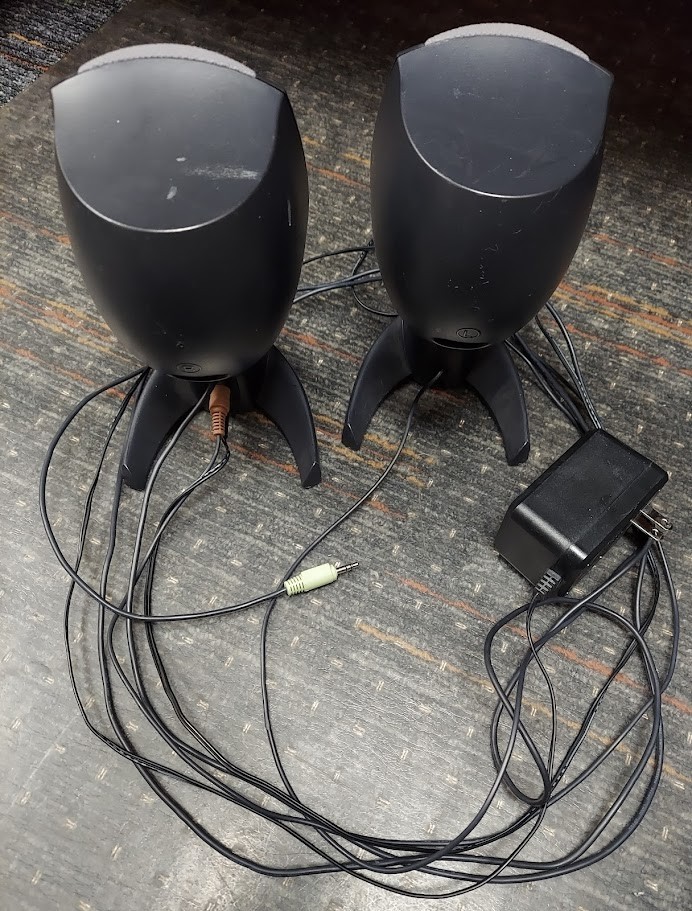 Harman Kardon HK206 Computer Speakers Pair