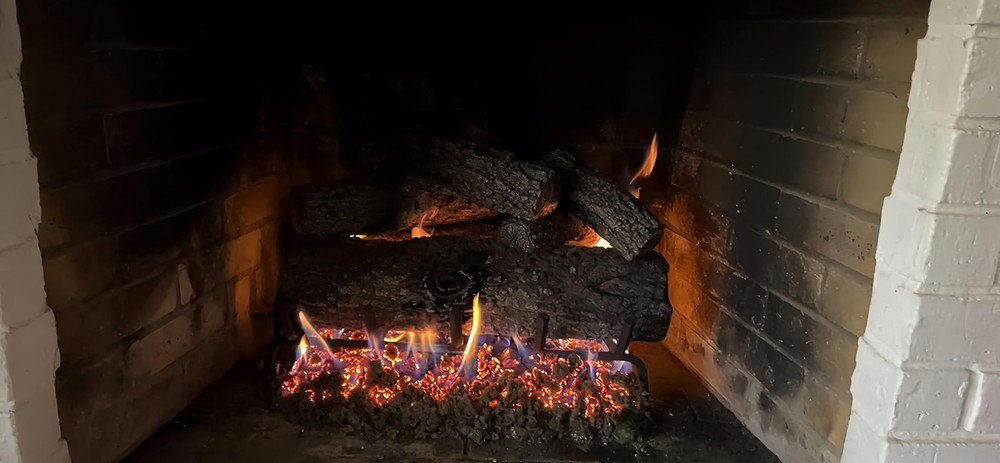 High-Temperature Rock Wool Gas Logs - 6 oz Fireproof Insulation Bag