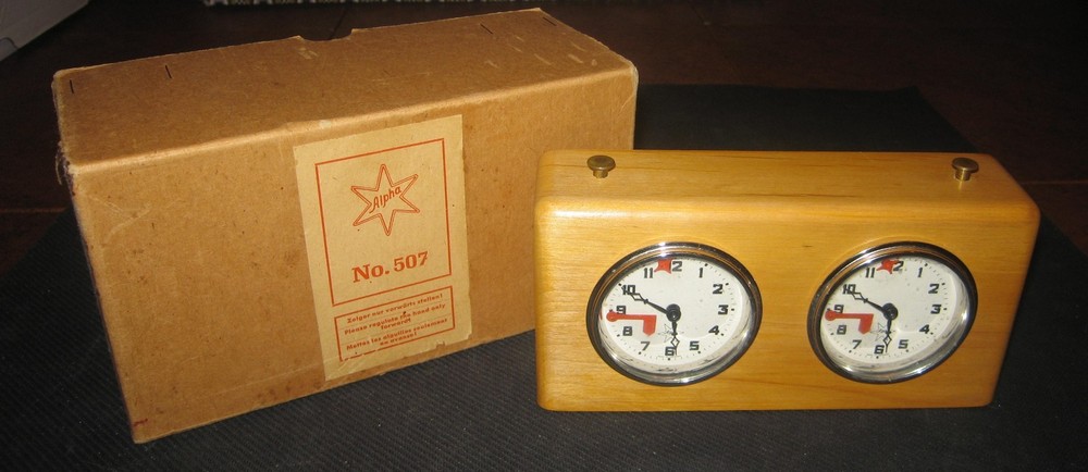 Pristine 1950s Alpha German Chess Clock Timer Model # 507 with Original Box