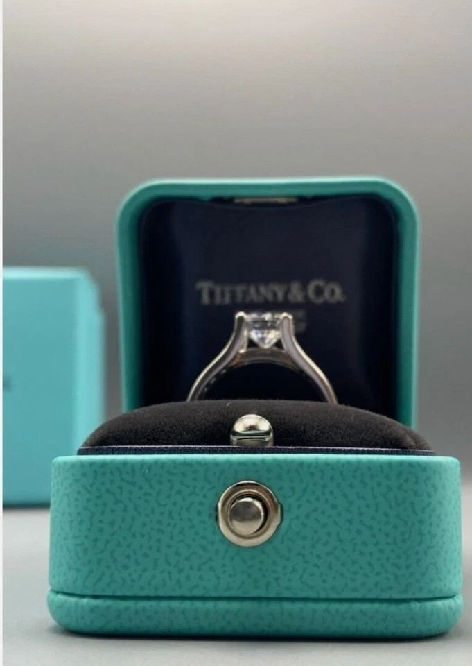 Tiffany & Co Engagement Ring Box + Outer Box Pouch with Certificate Folder Bag