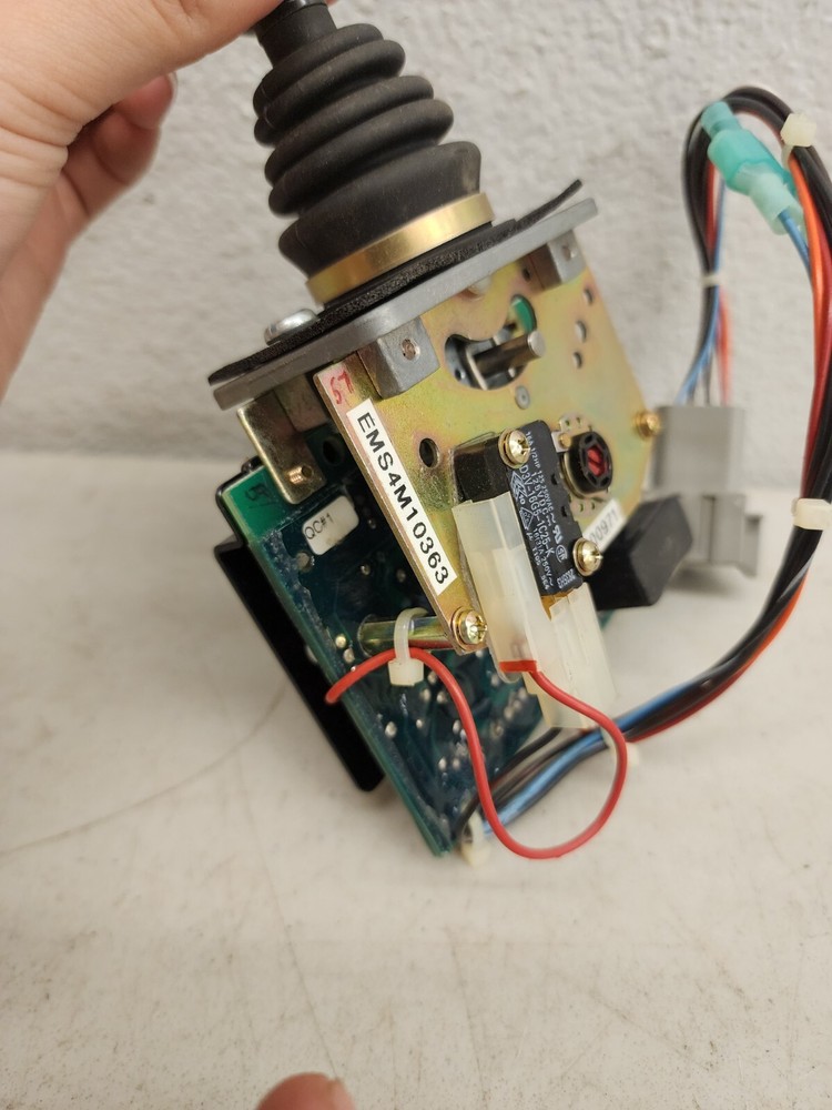 Grove 7352000971 Joystick Controller For Parts