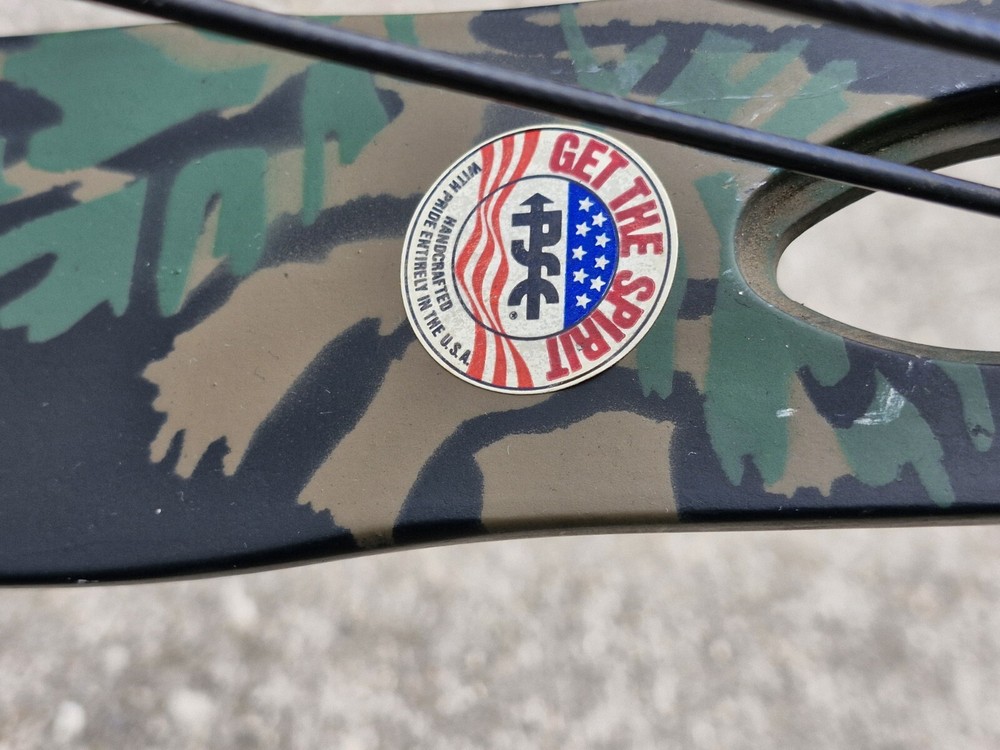 PSE Compound Bow Game Sport series Lightning-Flite 2