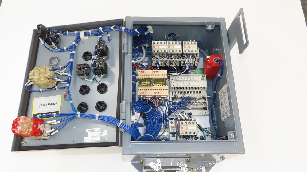 Square D ECS-1002 Entrance Gate Control Panel JOKAB