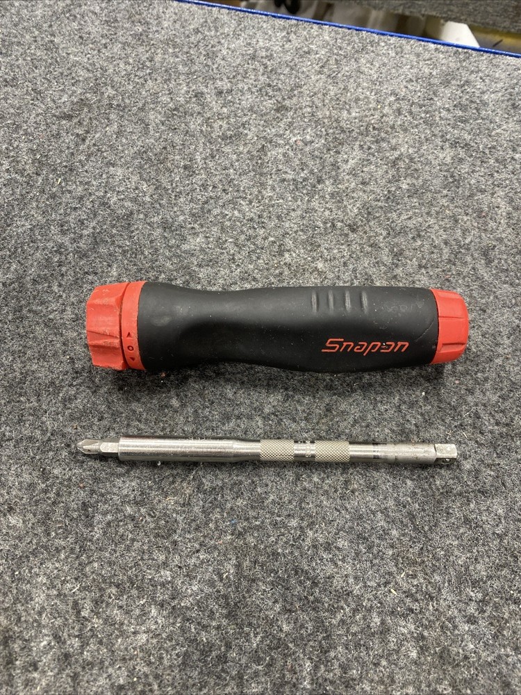 Snap On Tools Ratcheting Screwdriver 1/4" Socket Driver Interchangeable Bit Red