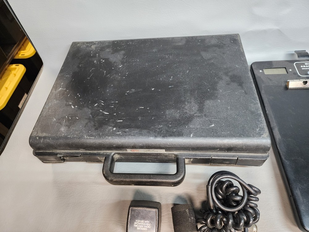 (Power Tested) - Vitec Mini-Analyzer Model 654 CS w/ Mity Mag 4071A