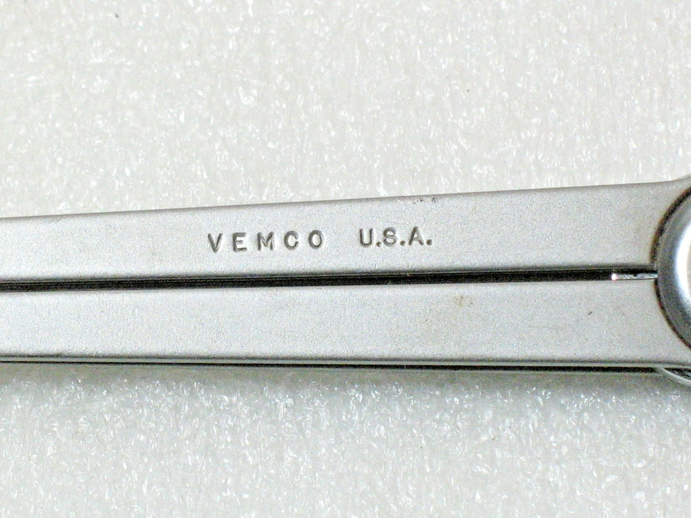 Vintage Vemco Black Dot 5.5in. Drafting Compass