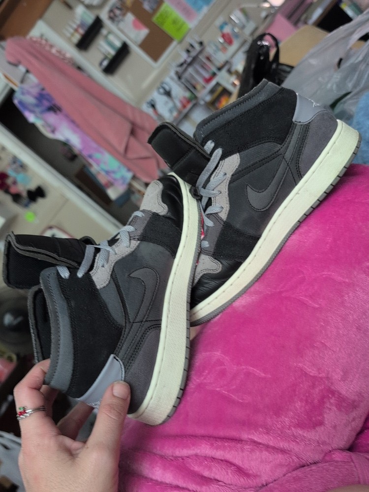 Jordan 1's Mid Craft Inside Out 7 Youth