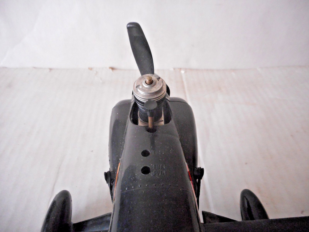 Cox Thunderbolt .049 Engine Powered Model Airplane Ex