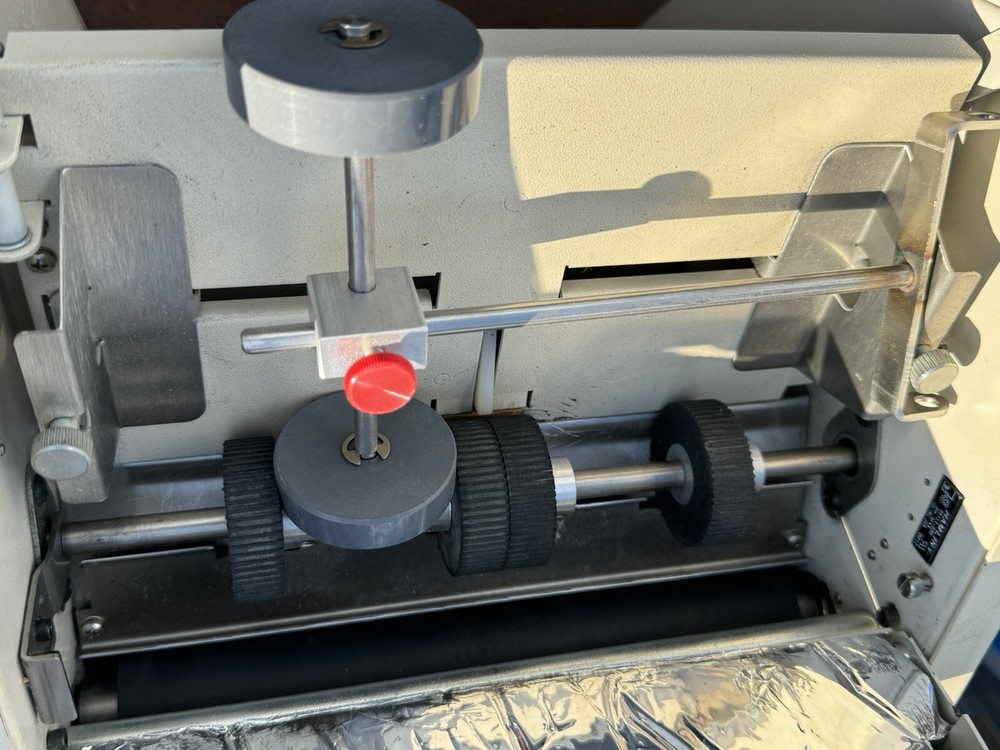 Formax FD-2030 Folder/Pressure Sealer Missing conveyor Untested