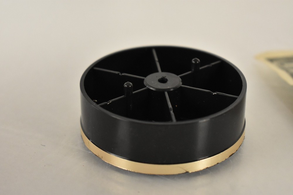 Single Denon DRA AVR Amplifier Preamplifier Component Foot