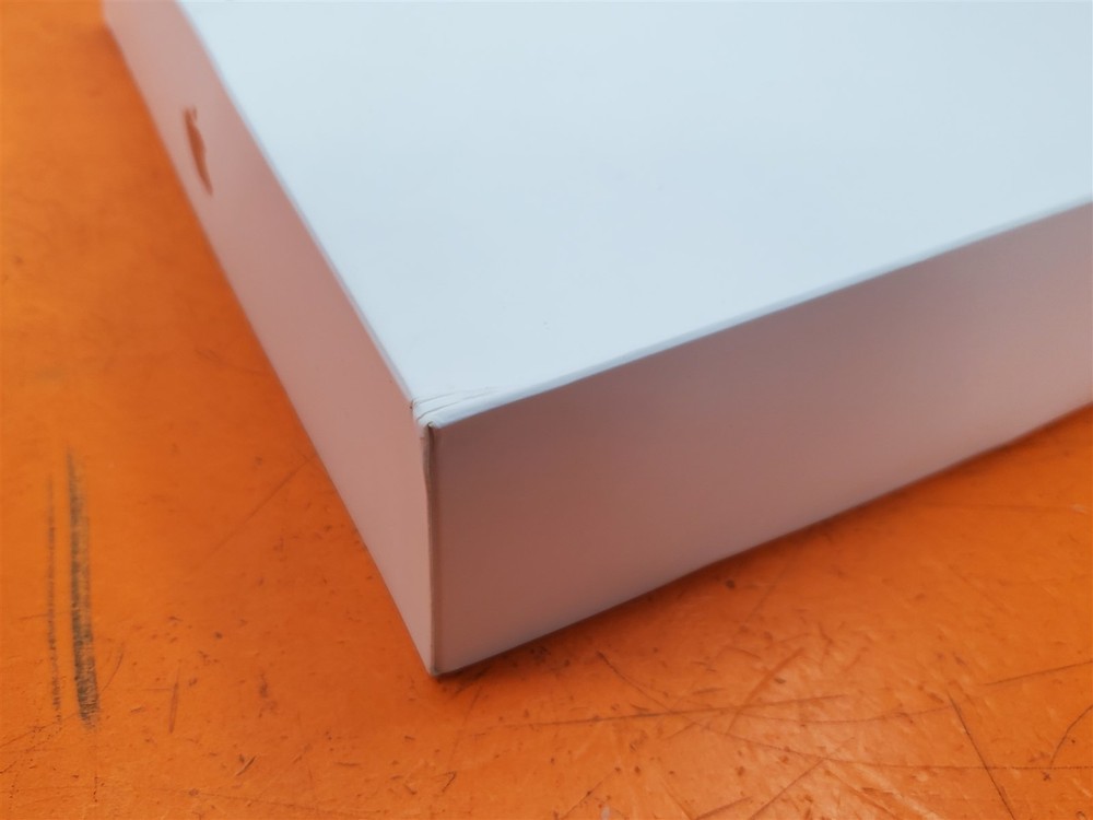 ⭐️⭐️⭐️⭐️⭐️ **EMPTY BOX** 64 GB iPad Air A2152
