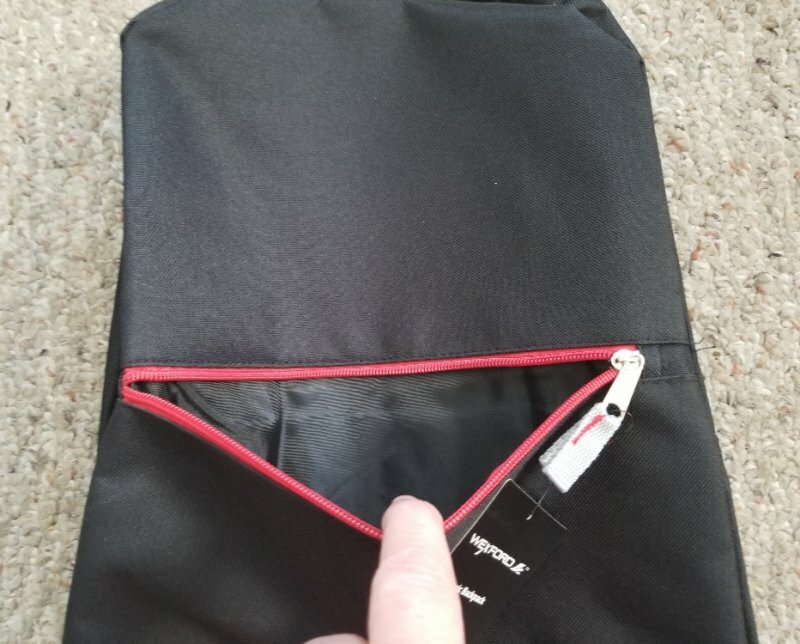 NWT Red and Black WEXFORD Basic Backpack Padded Straps