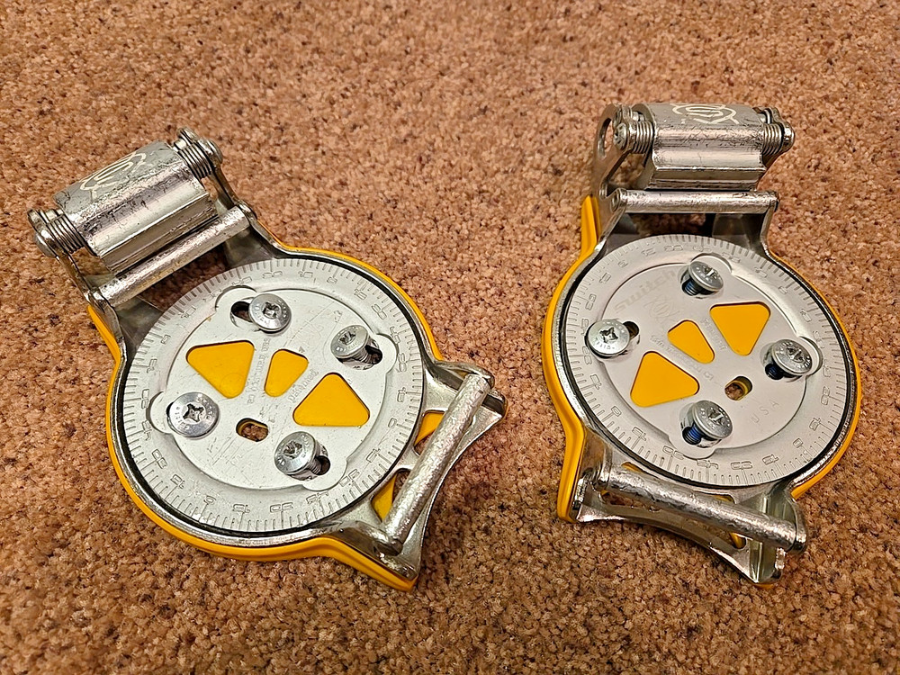 Switch Demo Clicker Step-In Snowboard Bindings With Plates & Mounting Hardware