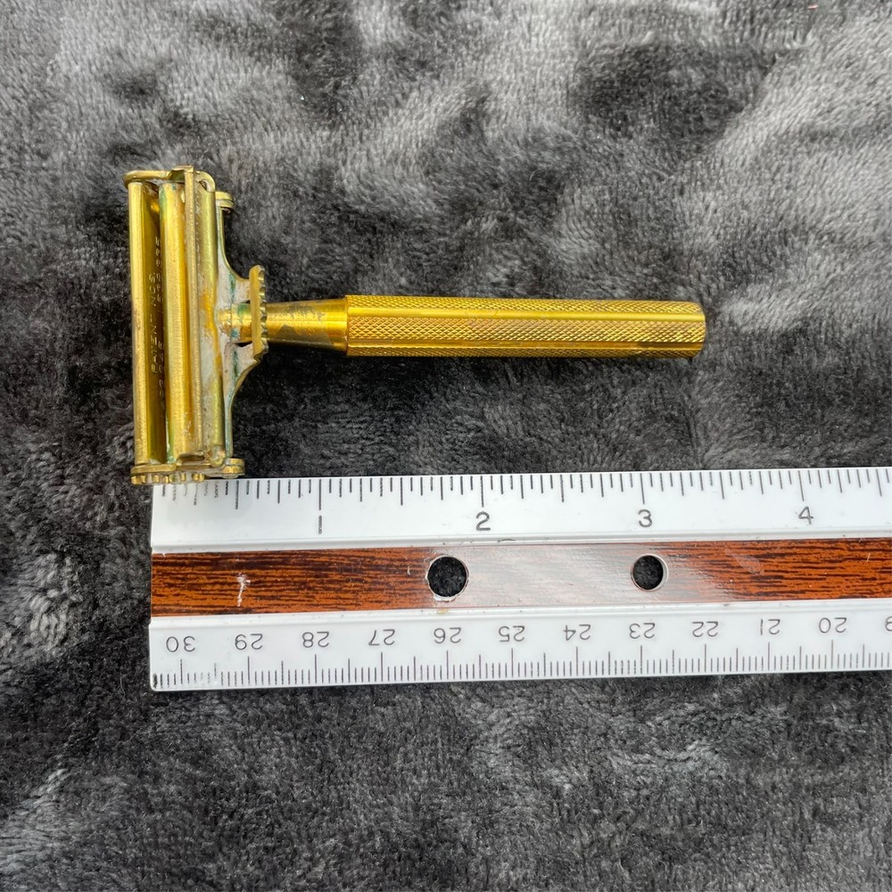 Auto Strop Safety Razor Valet Gold Tone