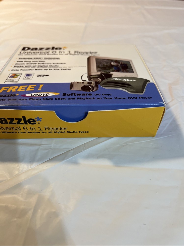 Dazzle Universal 6 In 1 Compact USB Flash Microdrive SD Memory Stick Card Reader