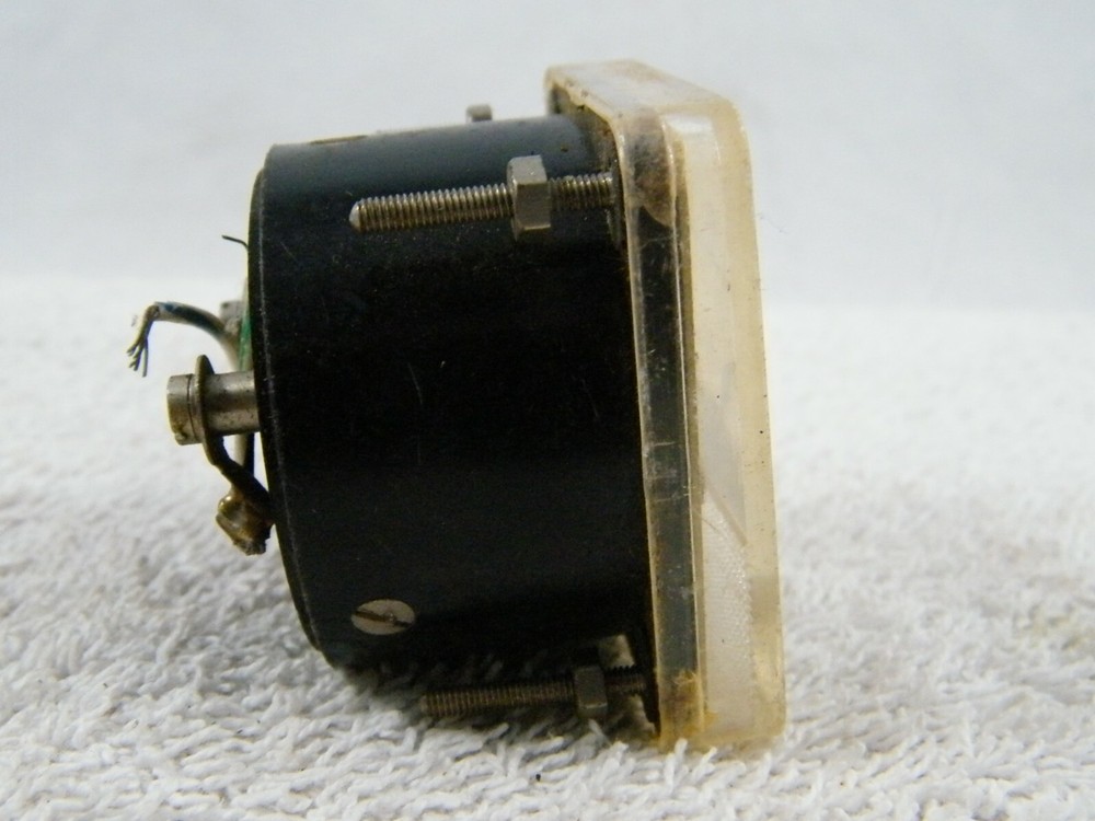 VR-2P PANEL METER MADE IN JAPAN -20/ +3 0/ 100%