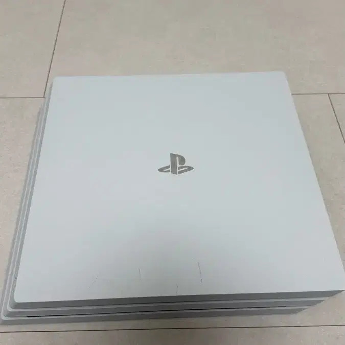 PS4 Pro Glacier White 1TB Full Box Official