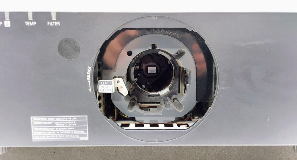 Panasonic PT-D6000ULK DLP Projector