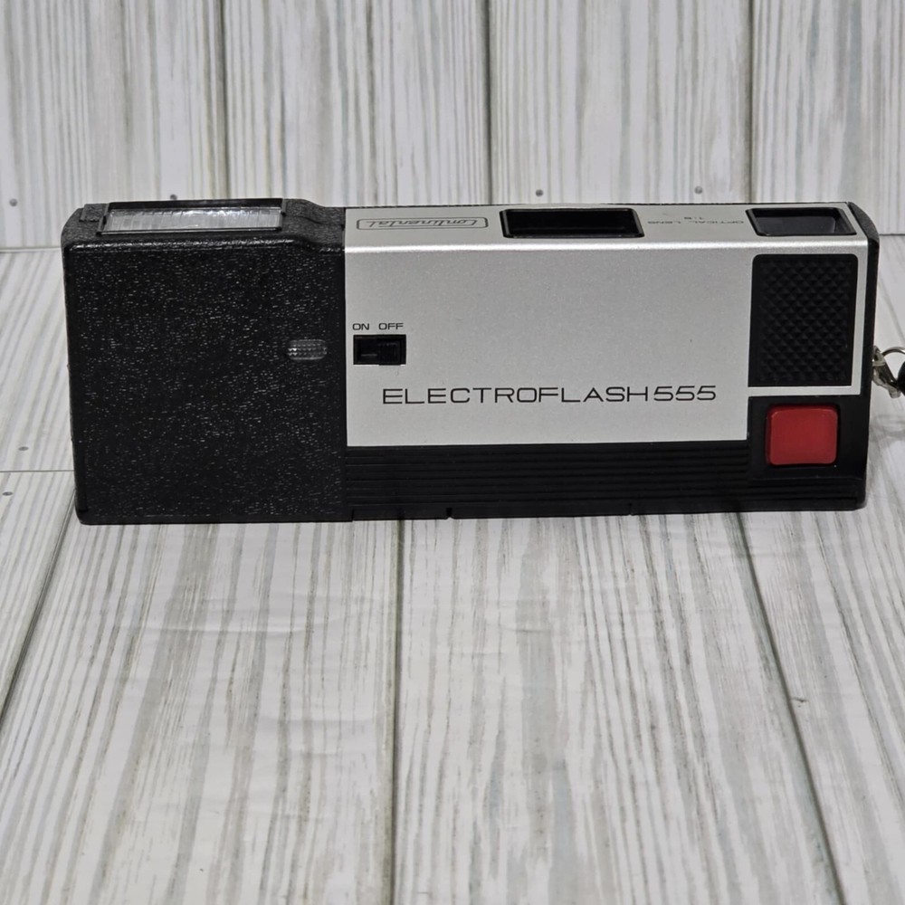 Vintage Continental ELECTROFLASH 555 Camera With Black Leather Case Untested