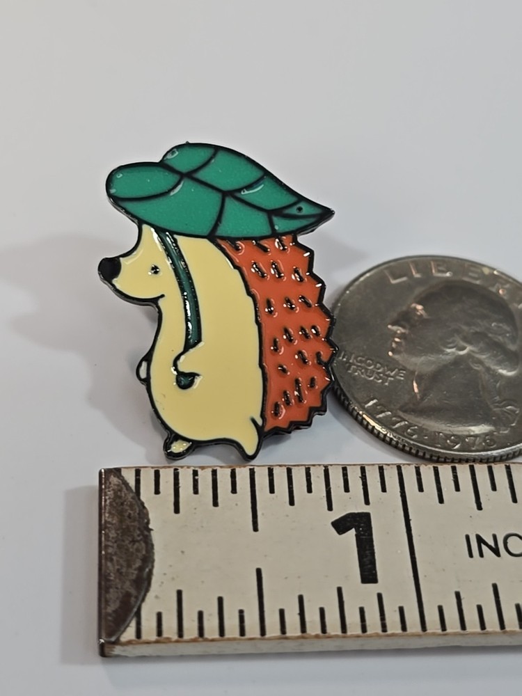 Hedgehog With Green Leaf Lapel Pin