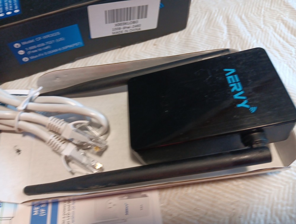 New (Black) CF-WR302S 300Mbps WiFi Range Extender - High Speed