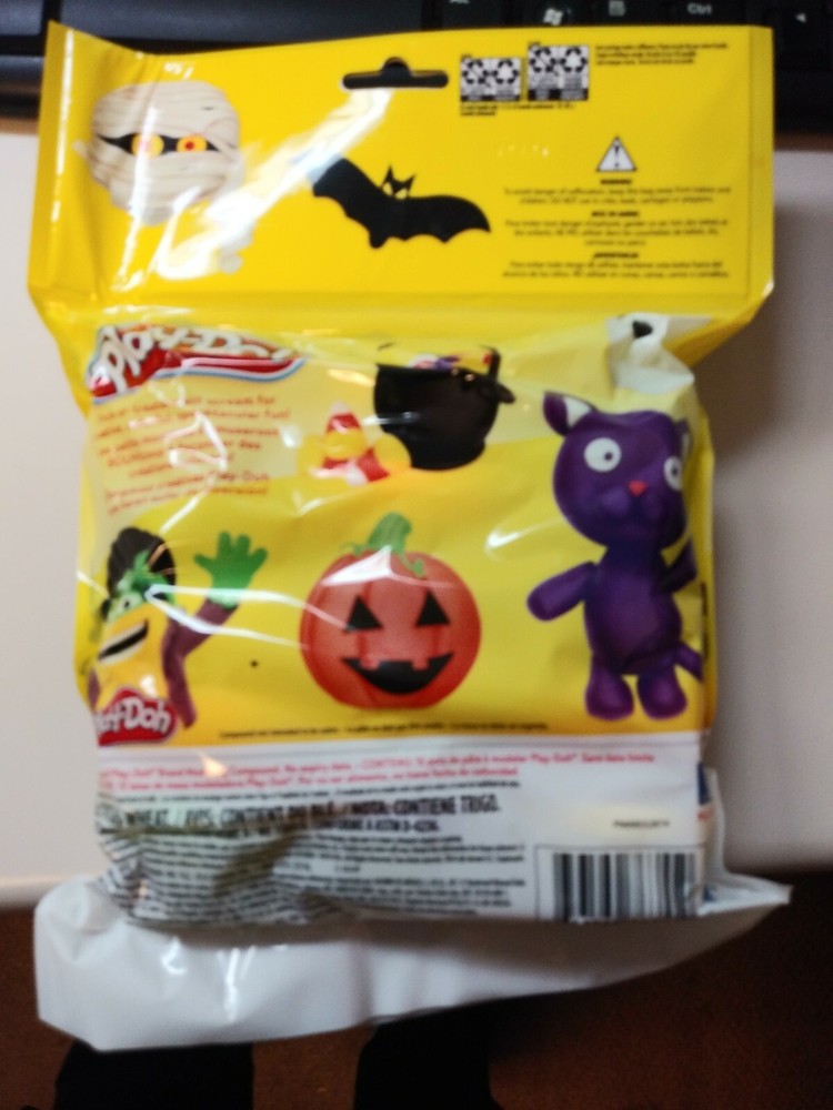 PLAY-DOH Halloween Bag 15 Cans